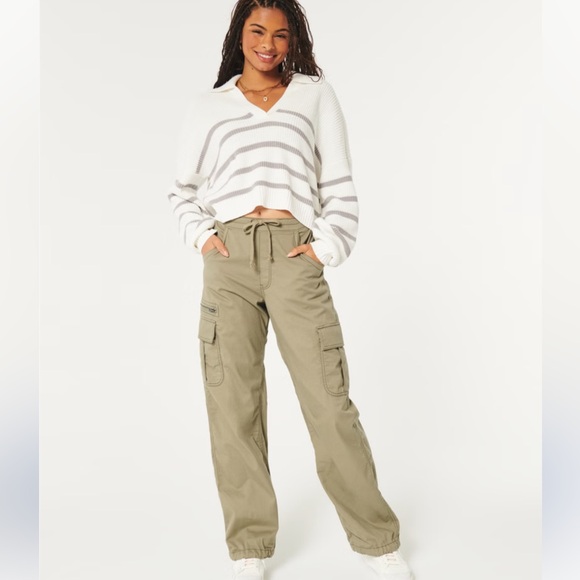 HOLLISTER | White and Navy Striped Easy Polo Collar Sweater - Picture 7 of 11